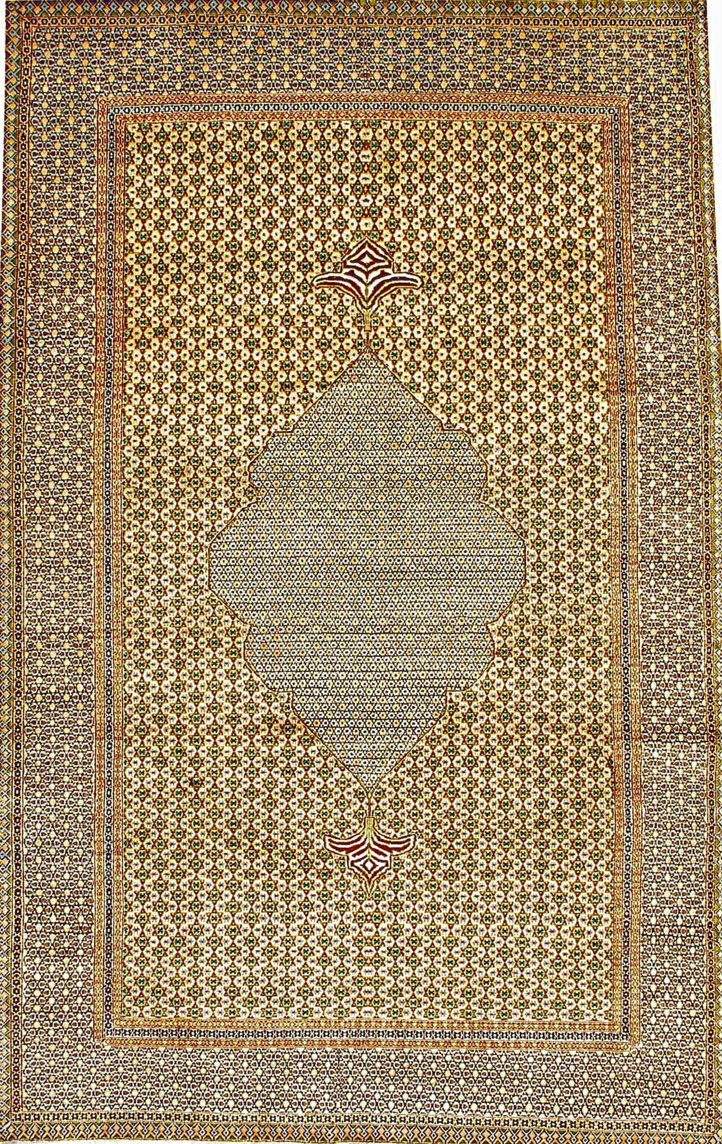 Elegant Medallion Rug – Handmade in Kerman