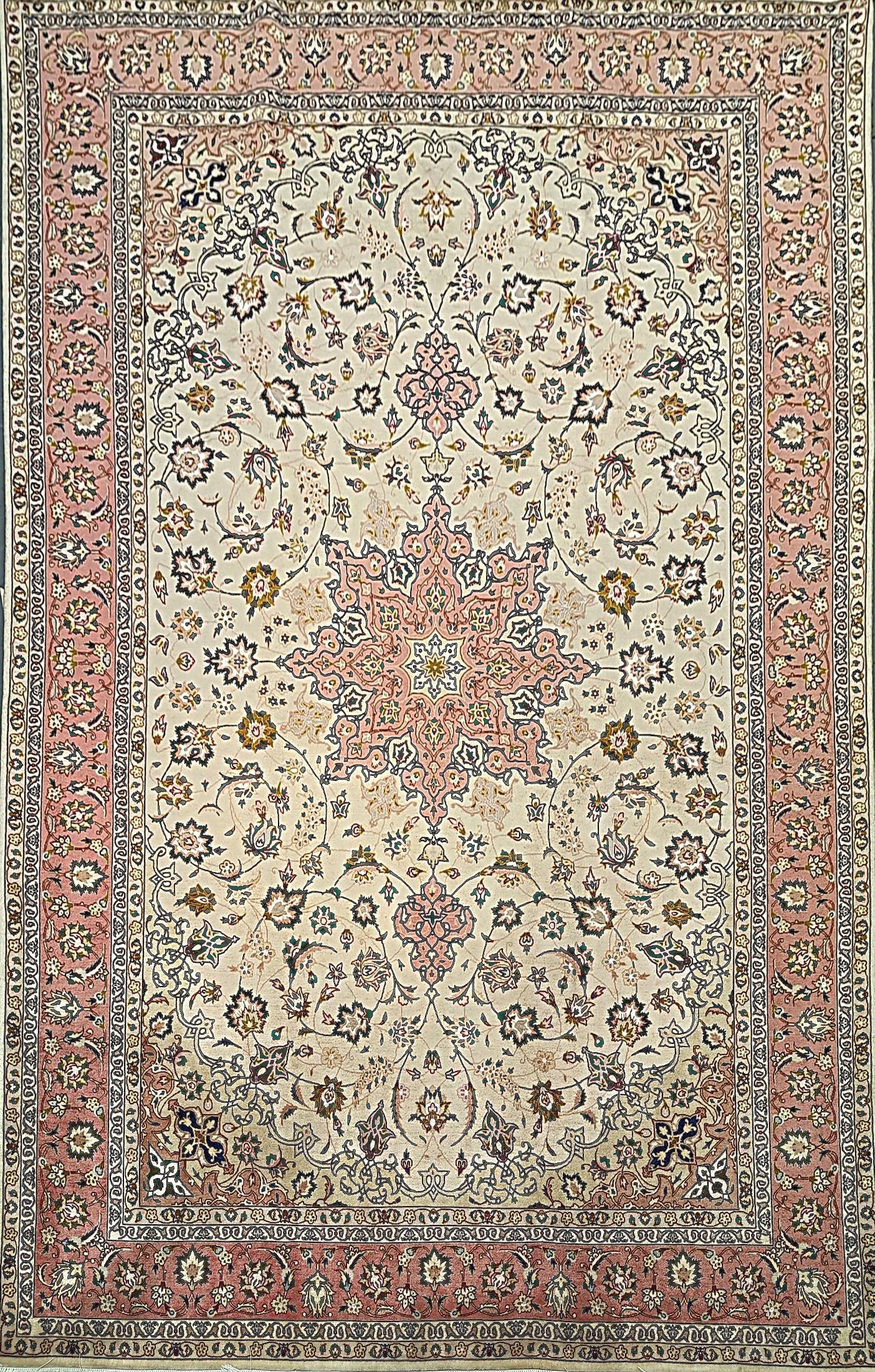 Persian Rug – Traditional Design – 9'10" x 6'7"