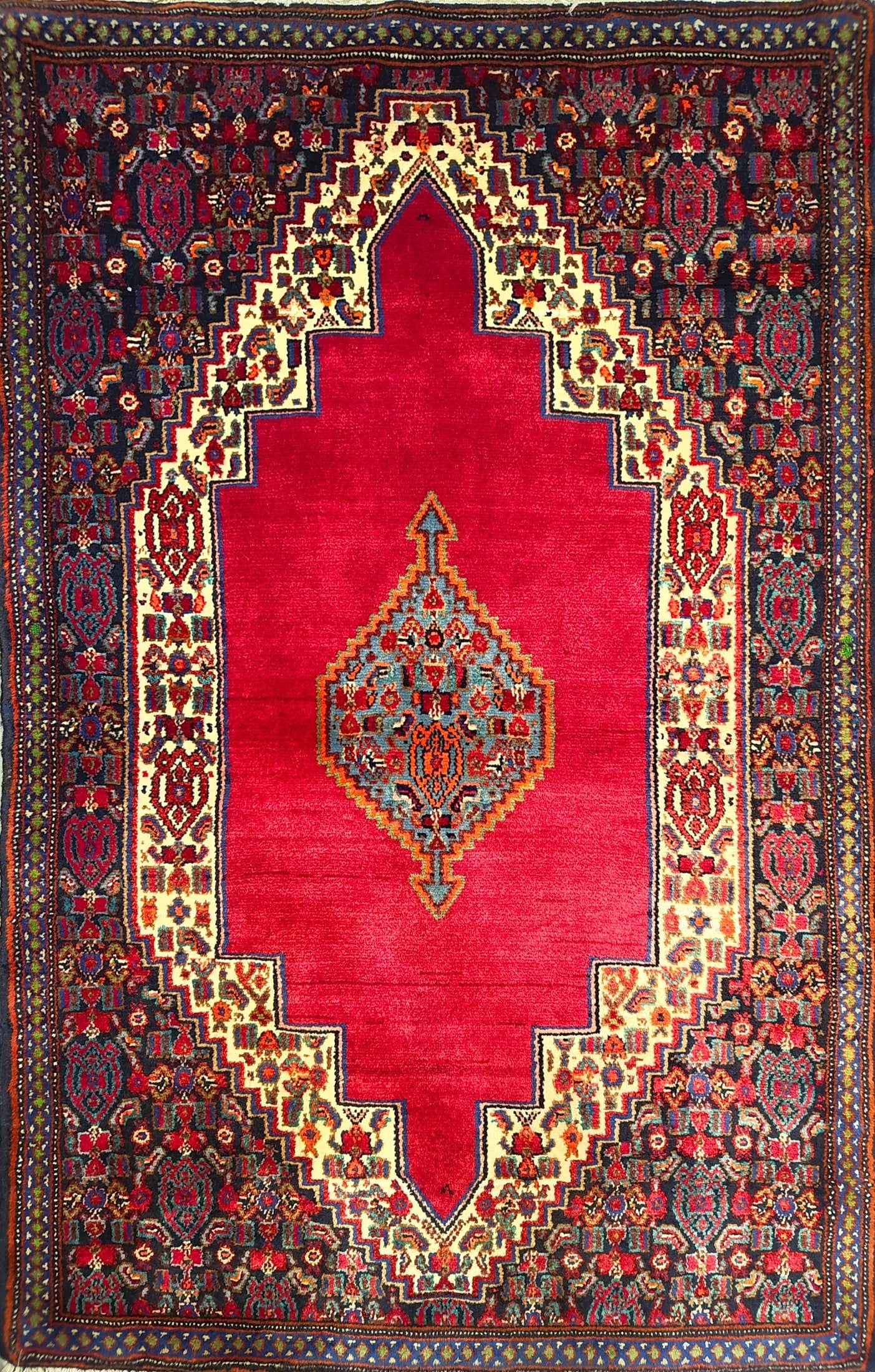 Beautiful Semi-Antique Semi-Antique Rug from Persian