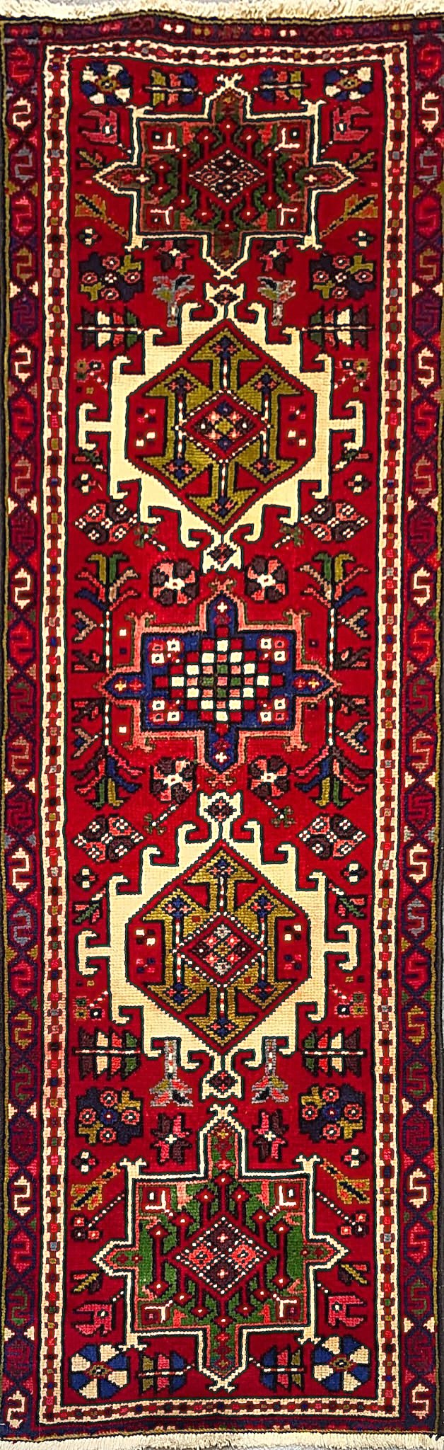 Vintage Heriz Rug – Traditional Aesthetic