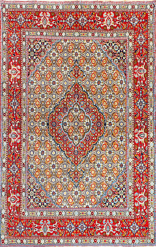 Silk Medallion Elegance: Traditional Persian Mud Rug