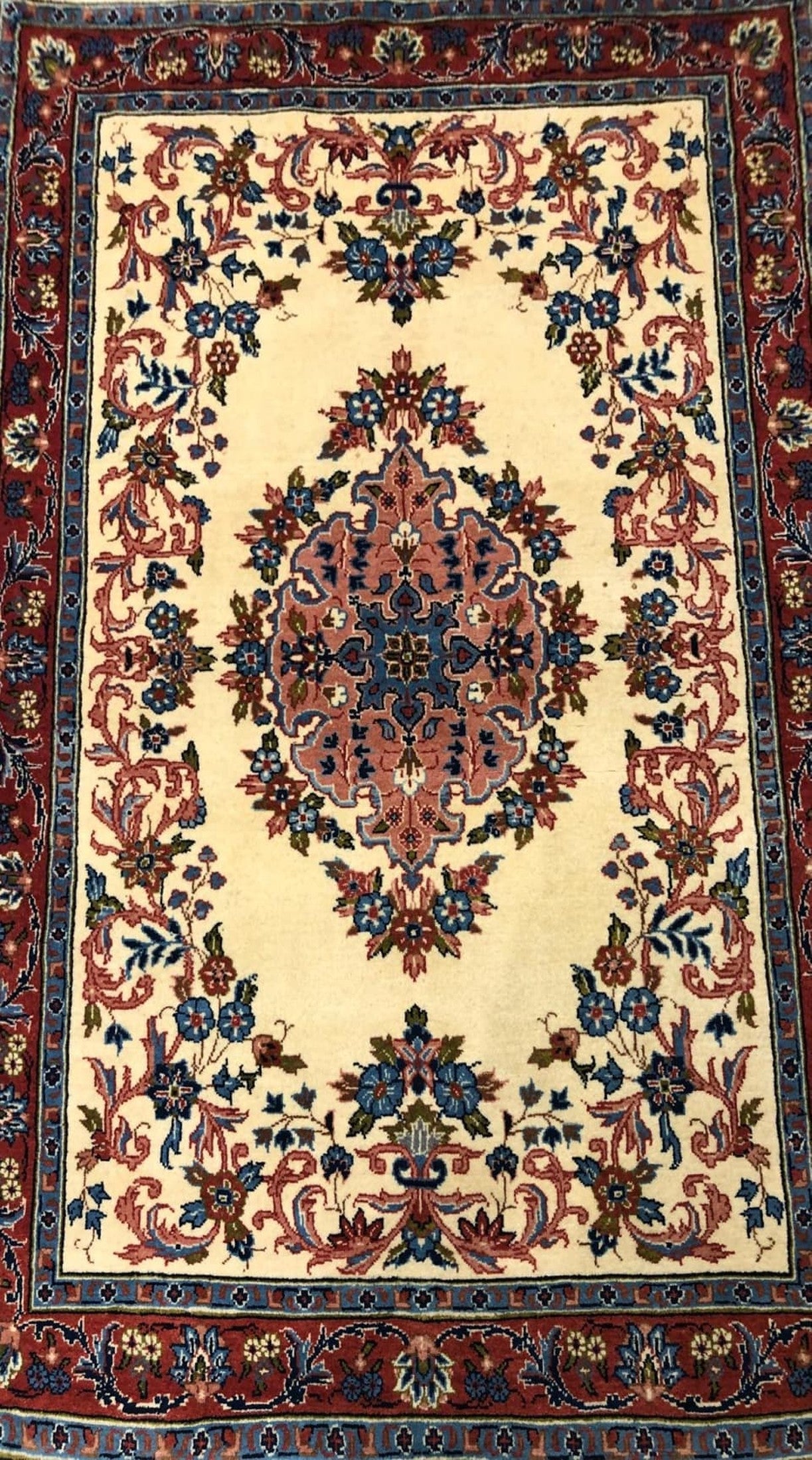 Beautiful Semi-Antique Semi-Antique Rug from Persian