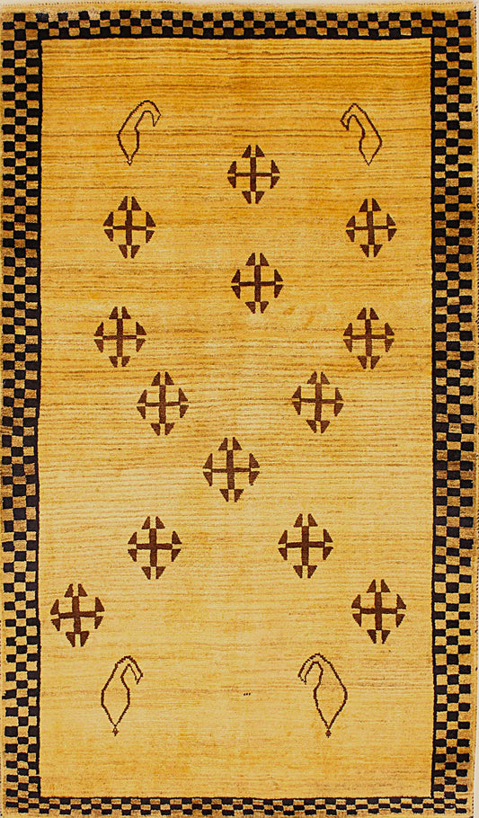 Elegant All-Over Rug – Handmade in Gabbeh