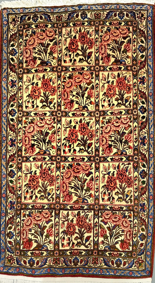 Charming Semi-Antique Rug – Persian Craftsmanship