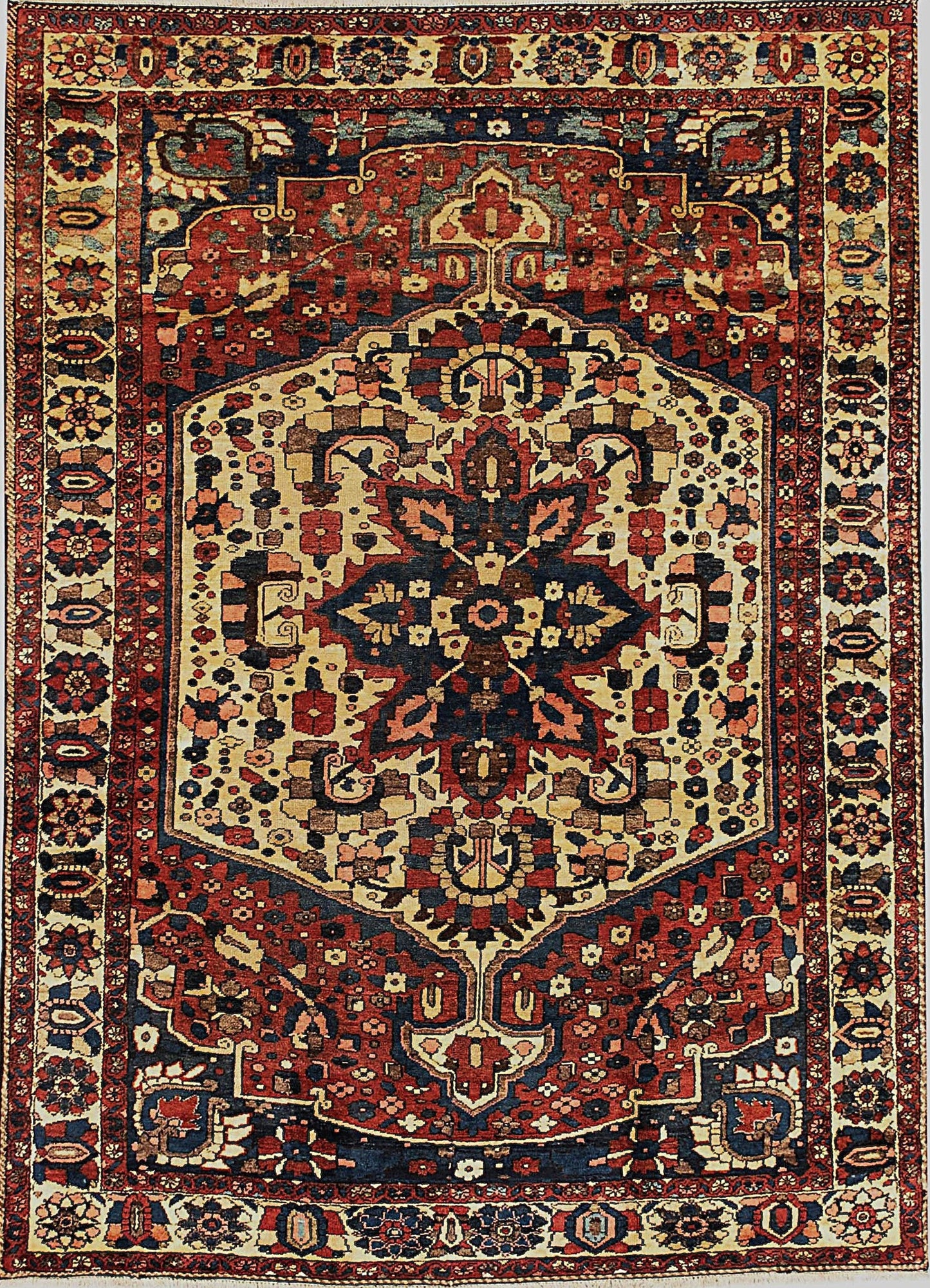 Classic Medallion Rug from Bakhtiari