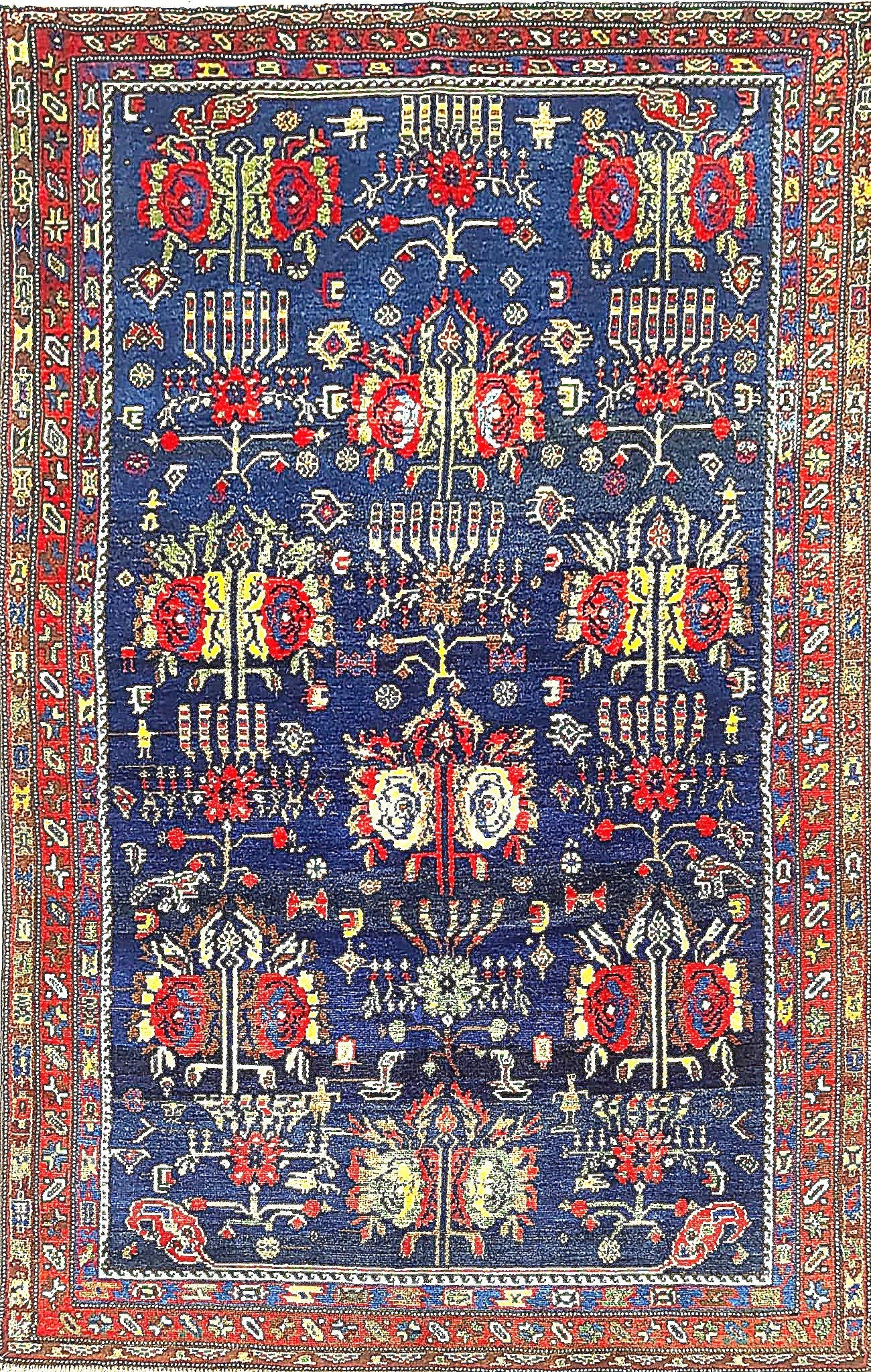 Charming Antique Rug – Persian Craftsmanship