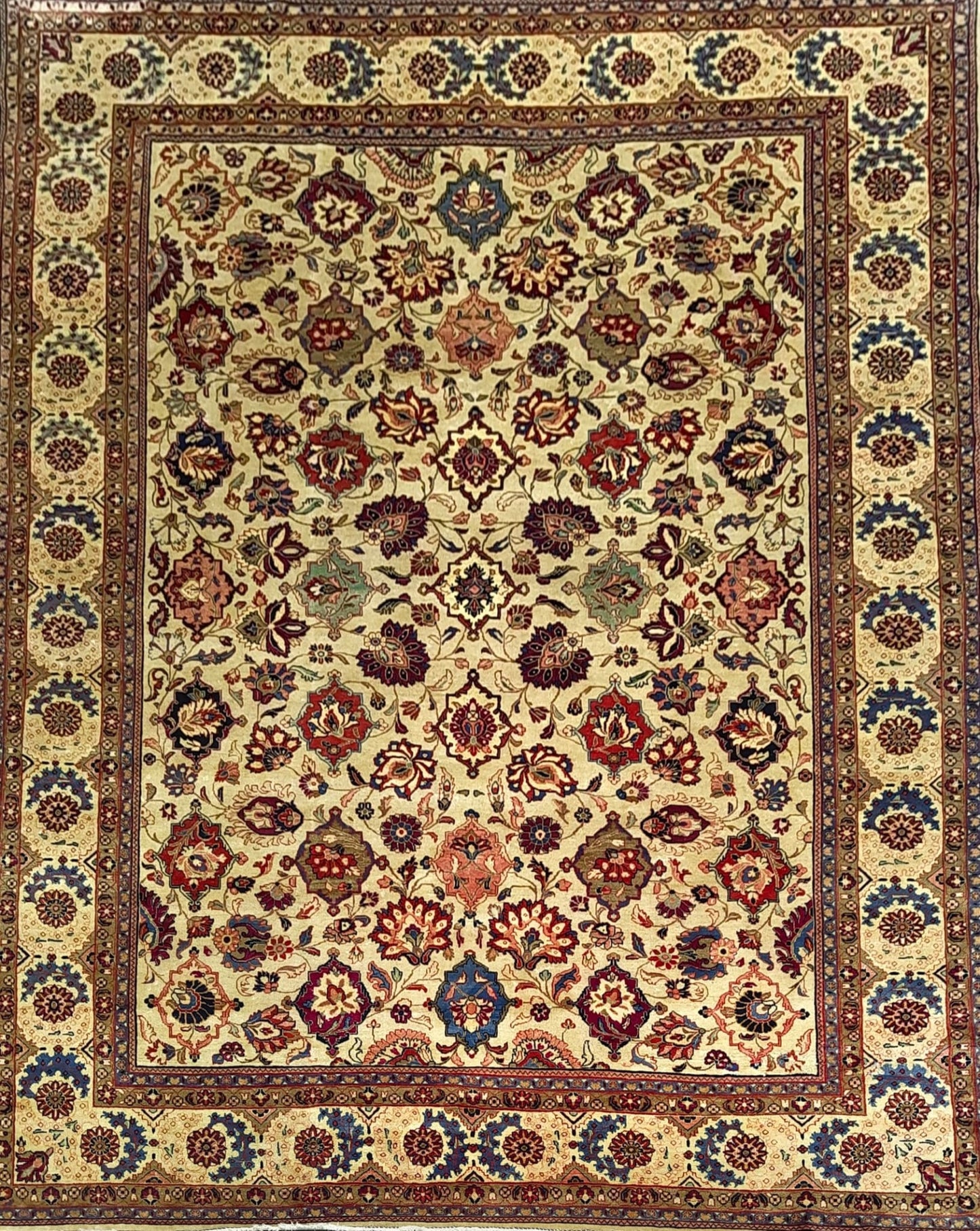 Antique Sarough Rug in All-Over Style