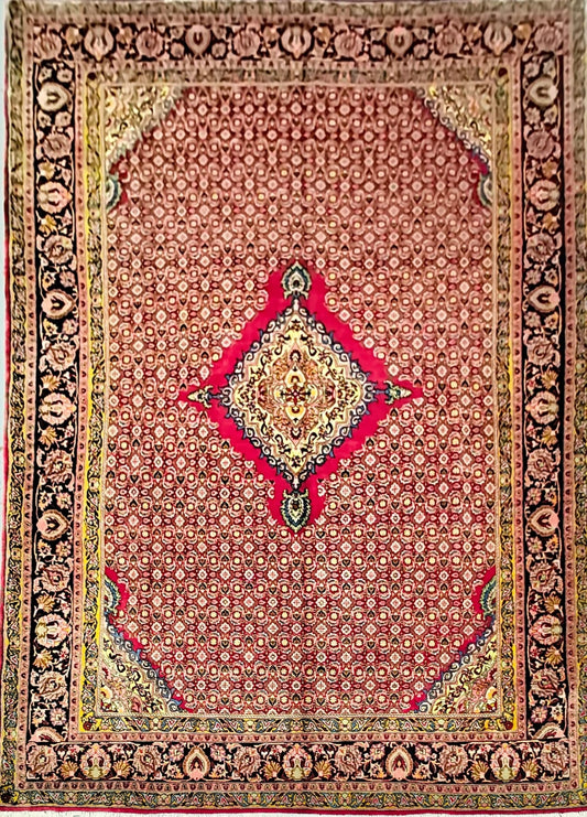 Vintage Bidjar Rug – Semi-Antique Aesthetic