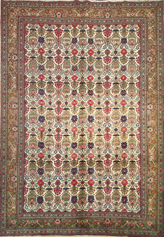 Elegant All-Over Rug – Handmade in Semnan