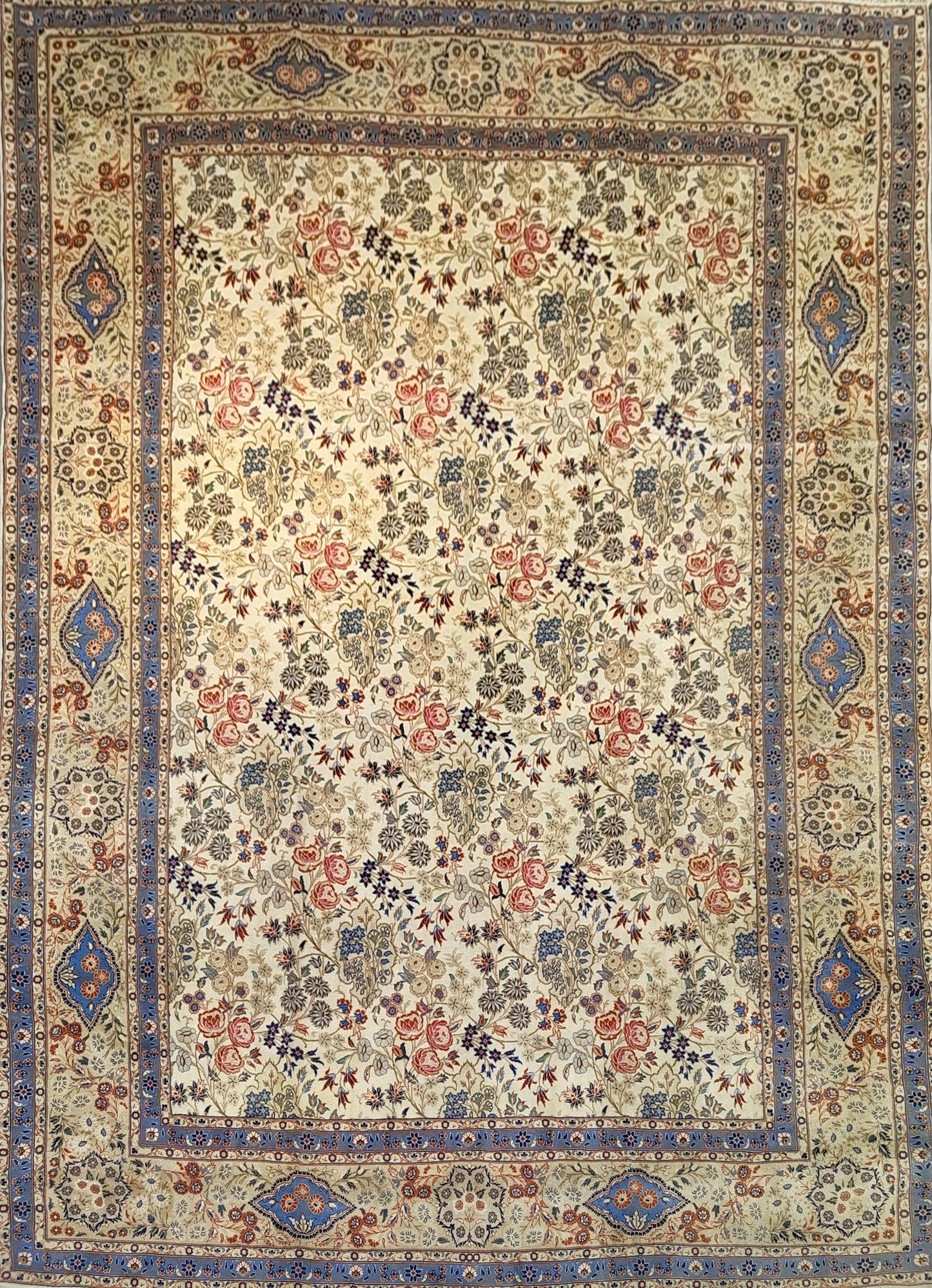 Antique Sarough Rug in All-Over Style