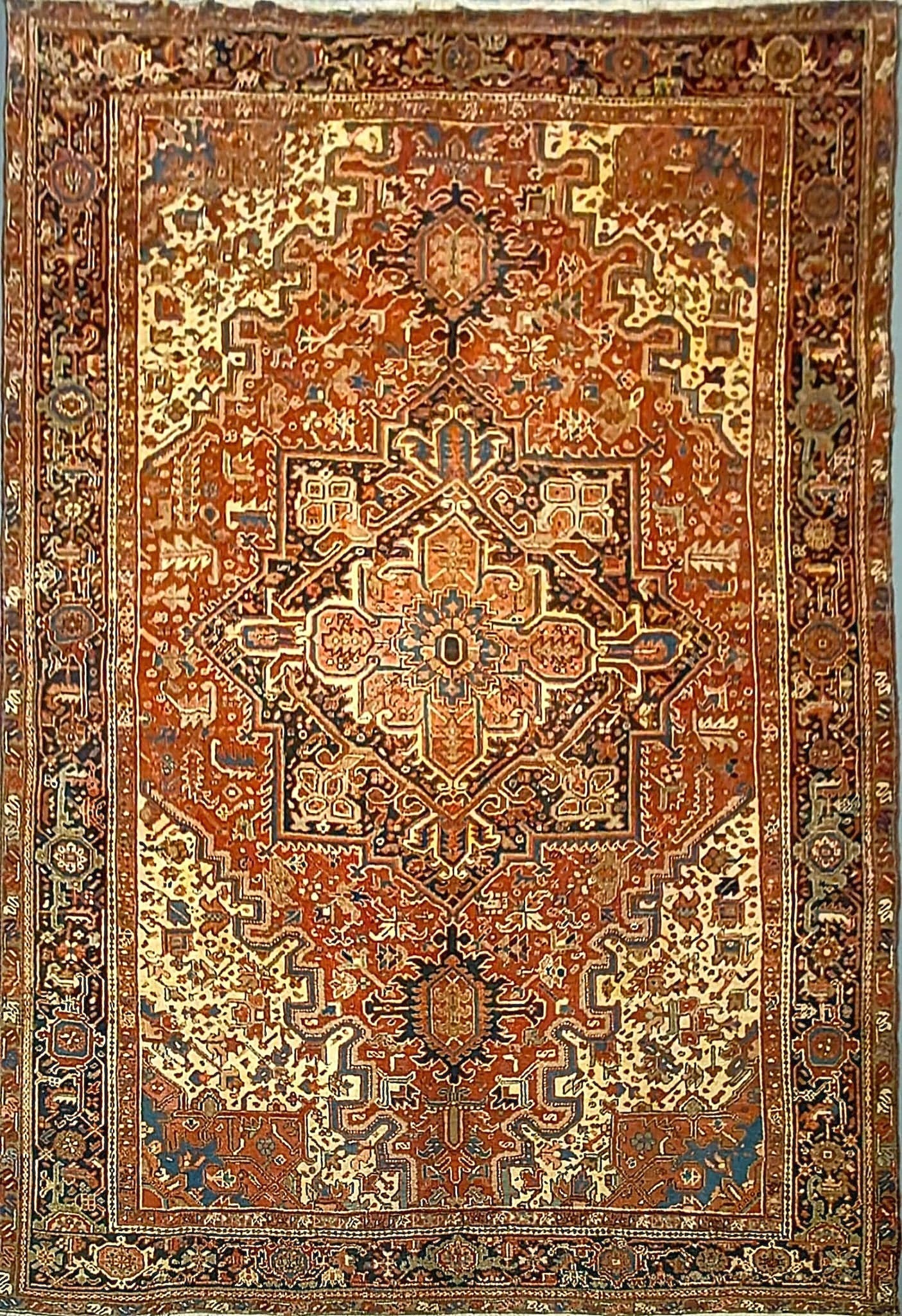Classic Medallion Rug from Heriz