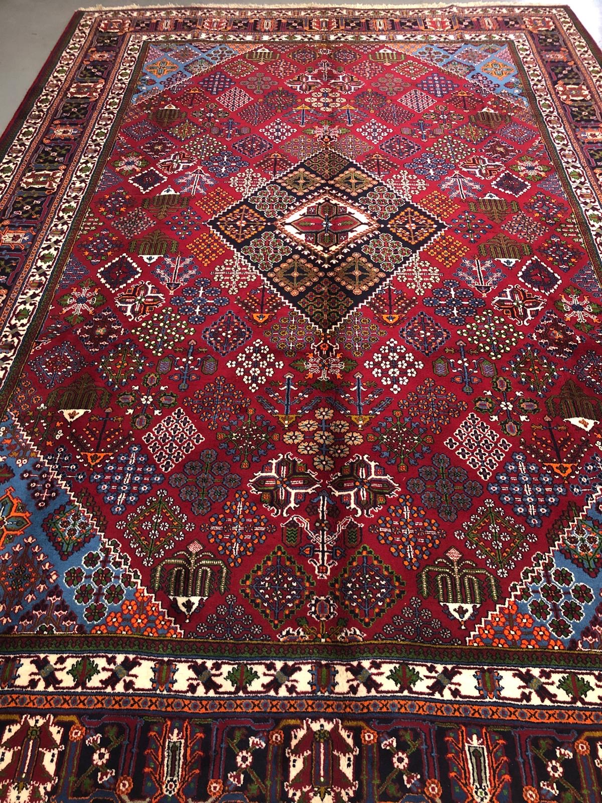 Elegant Medallion Rug – Handmade in Maymeh