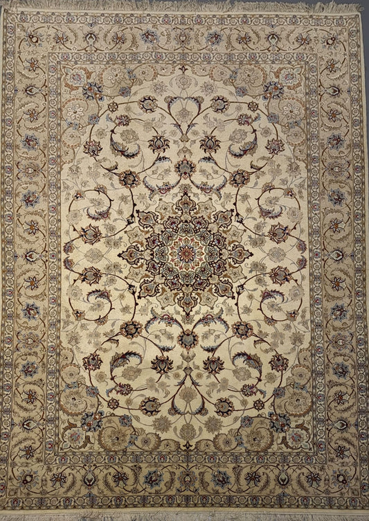 Persian Isfahan Rug – Medallion Design
