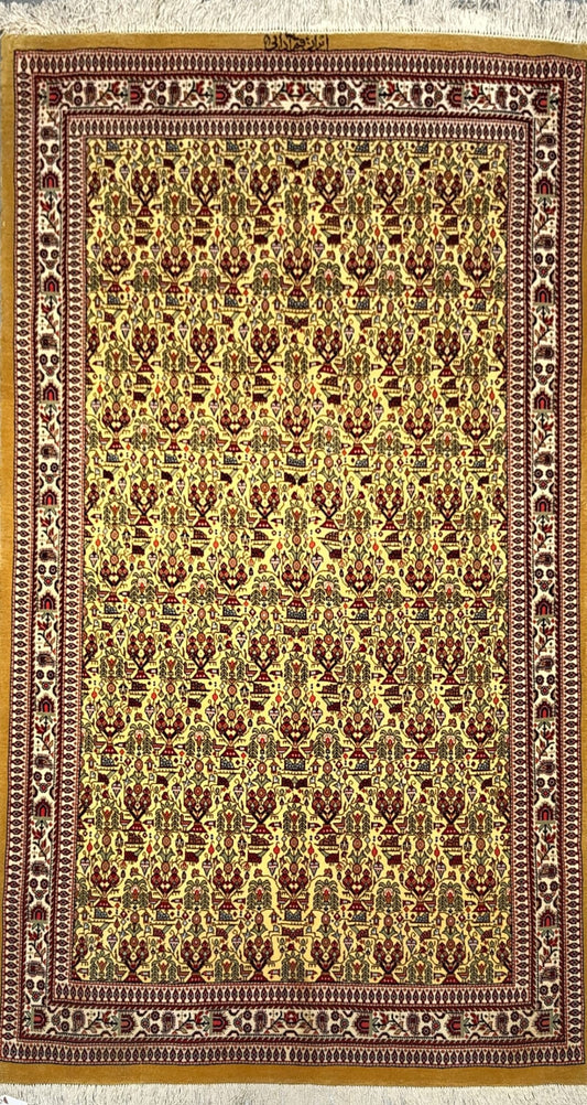 Beautiful Semi-Antique Traditional Rug from Persian