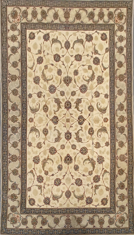 Beautiful Semi-Antique Traditional Rug from Persian