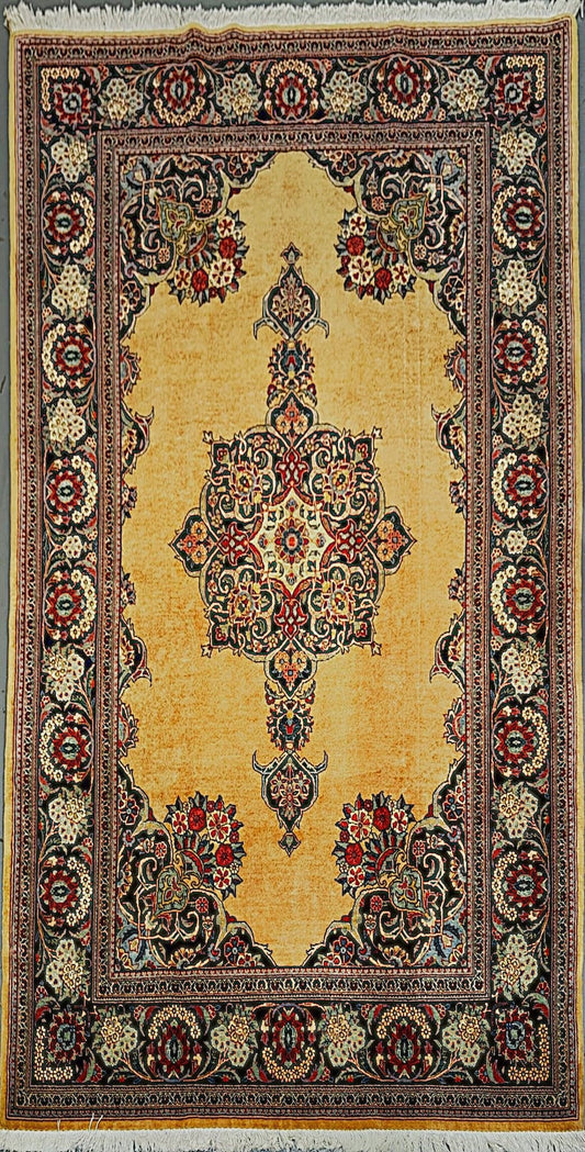 Handwoven Kashan Rug with Medallion Pattern