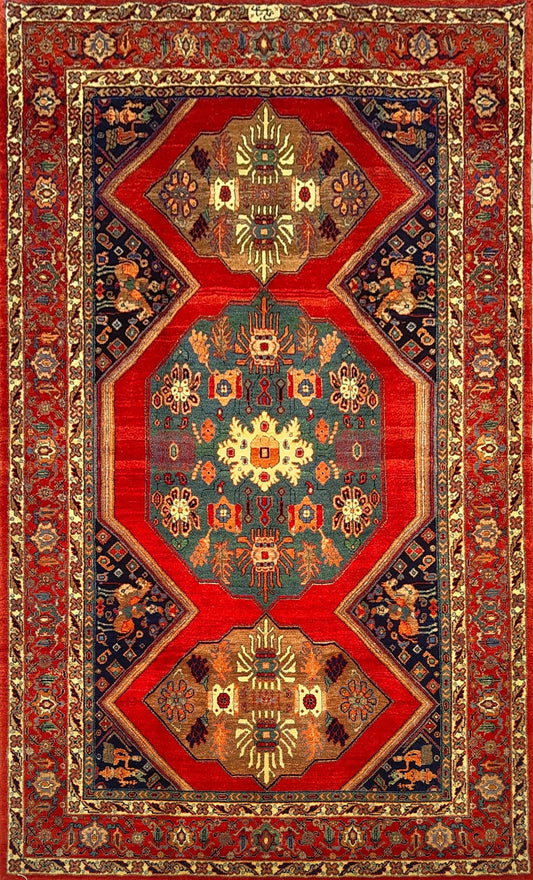 Vintage Senneh Rug – Traditional Aesthetic