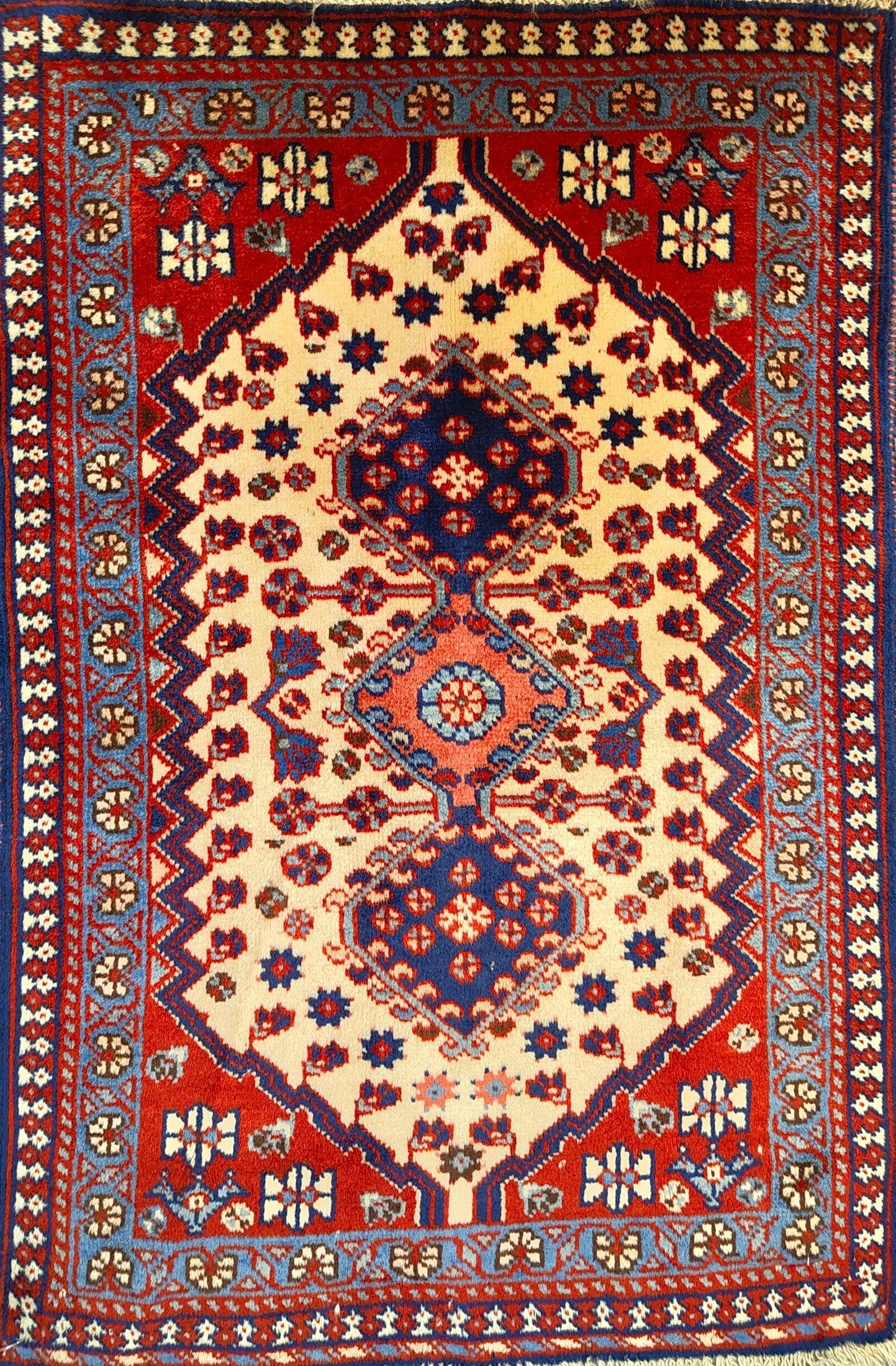 Vintage Yalameh Rug – Semi-Antique Aesthetic
