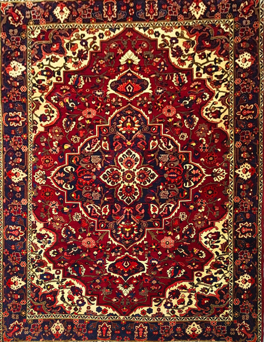 Classic Medallion Rug from Bakhtiari