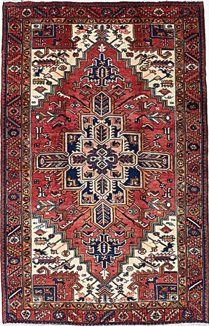 Handwoven Heriz Rug with Medallion Pattern