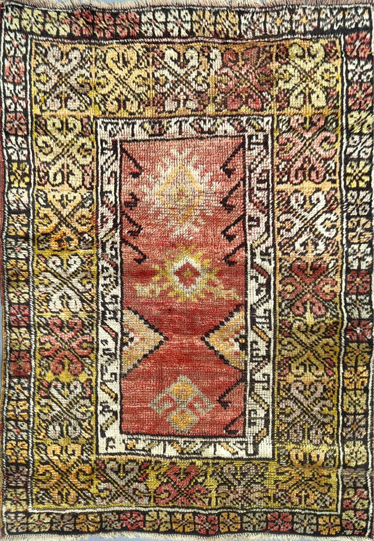 Authentic Persian Rug – All-Over Motif
