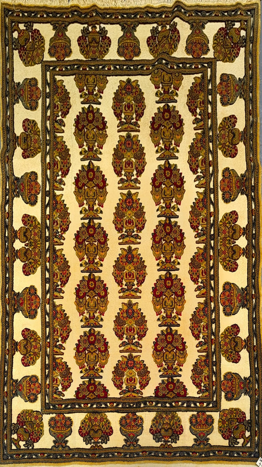 Classic All-Over Rug from Sirjan