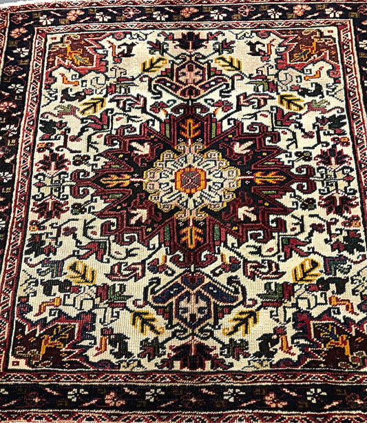 Authentic Persian Rug – nan Motif