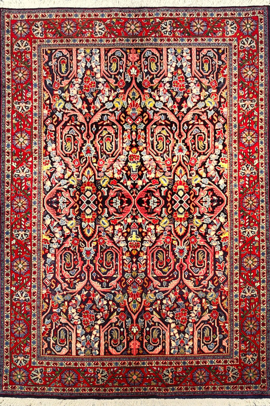 Persian Rug – Semi-Antique Design – 5'1" x 3'4"