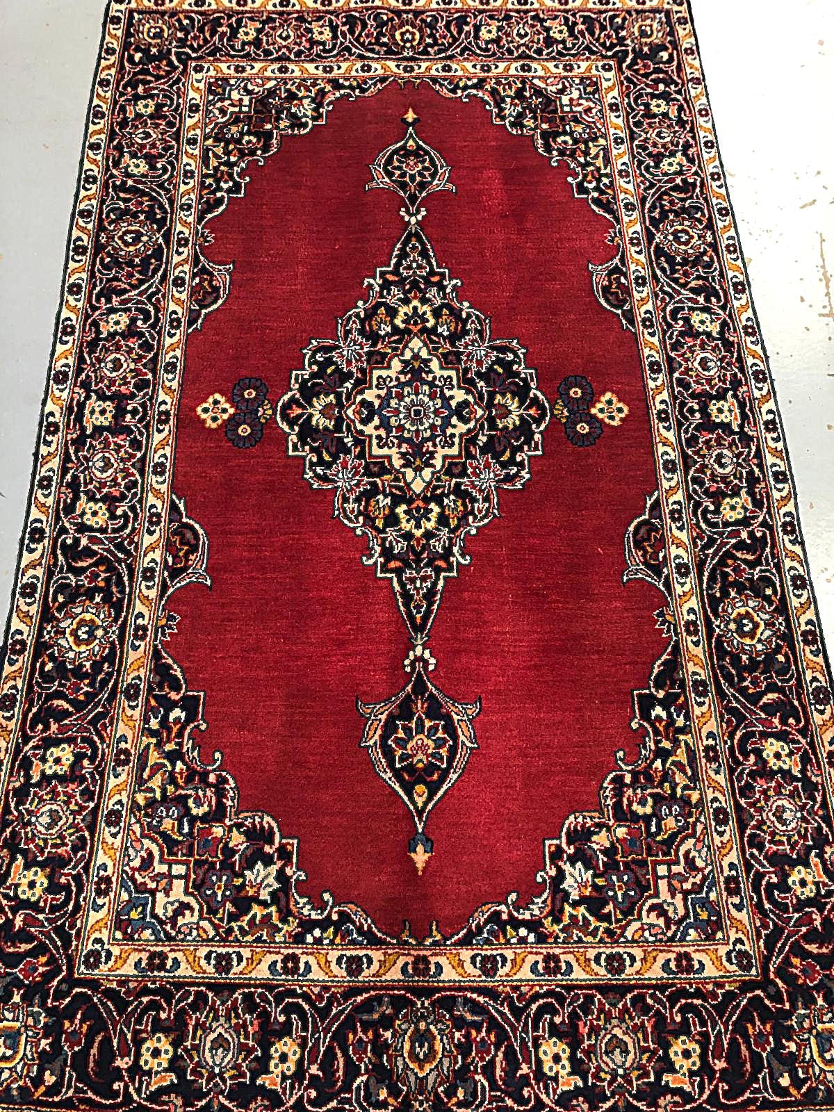 Elegant nan Rug – Handmade in Kashan