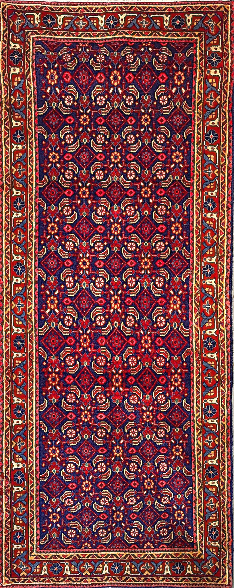 Handwoven Sarough Rug with nan Pattern