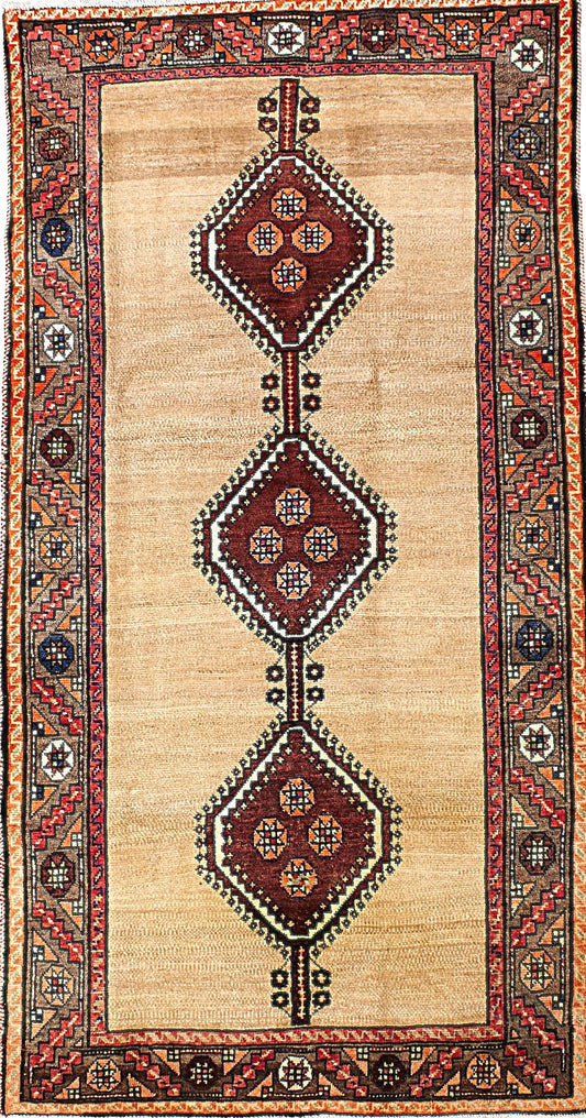 Charming nan Rug – Persian Craftsmanship
