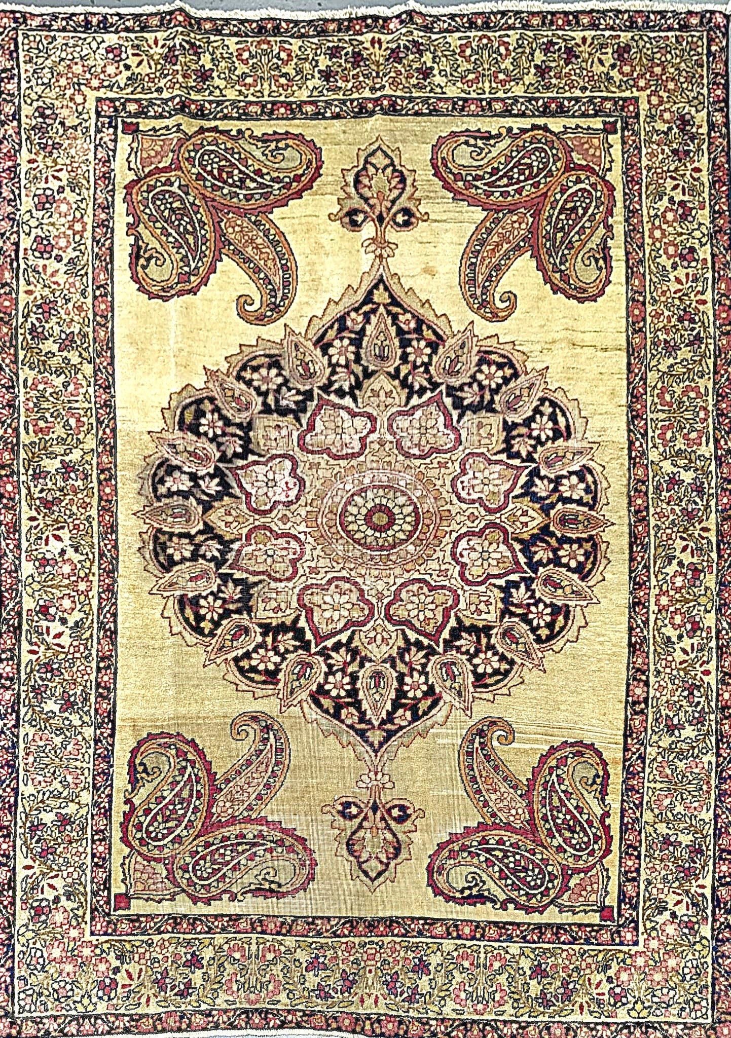 Elegant Medallion Rug – Handmade in Kerman