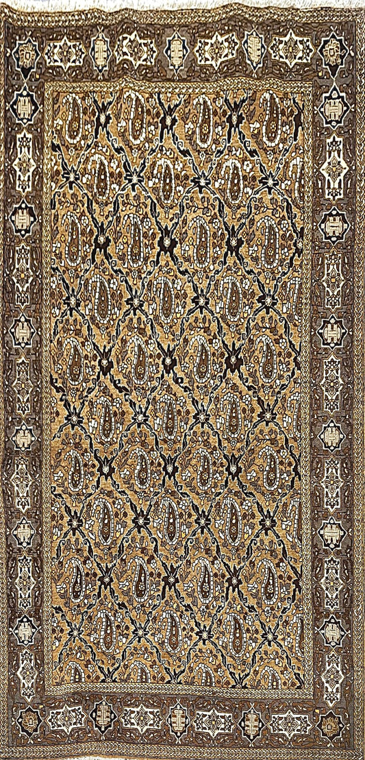 Charming Semi-Antique Rug – Persian Craftsmanship