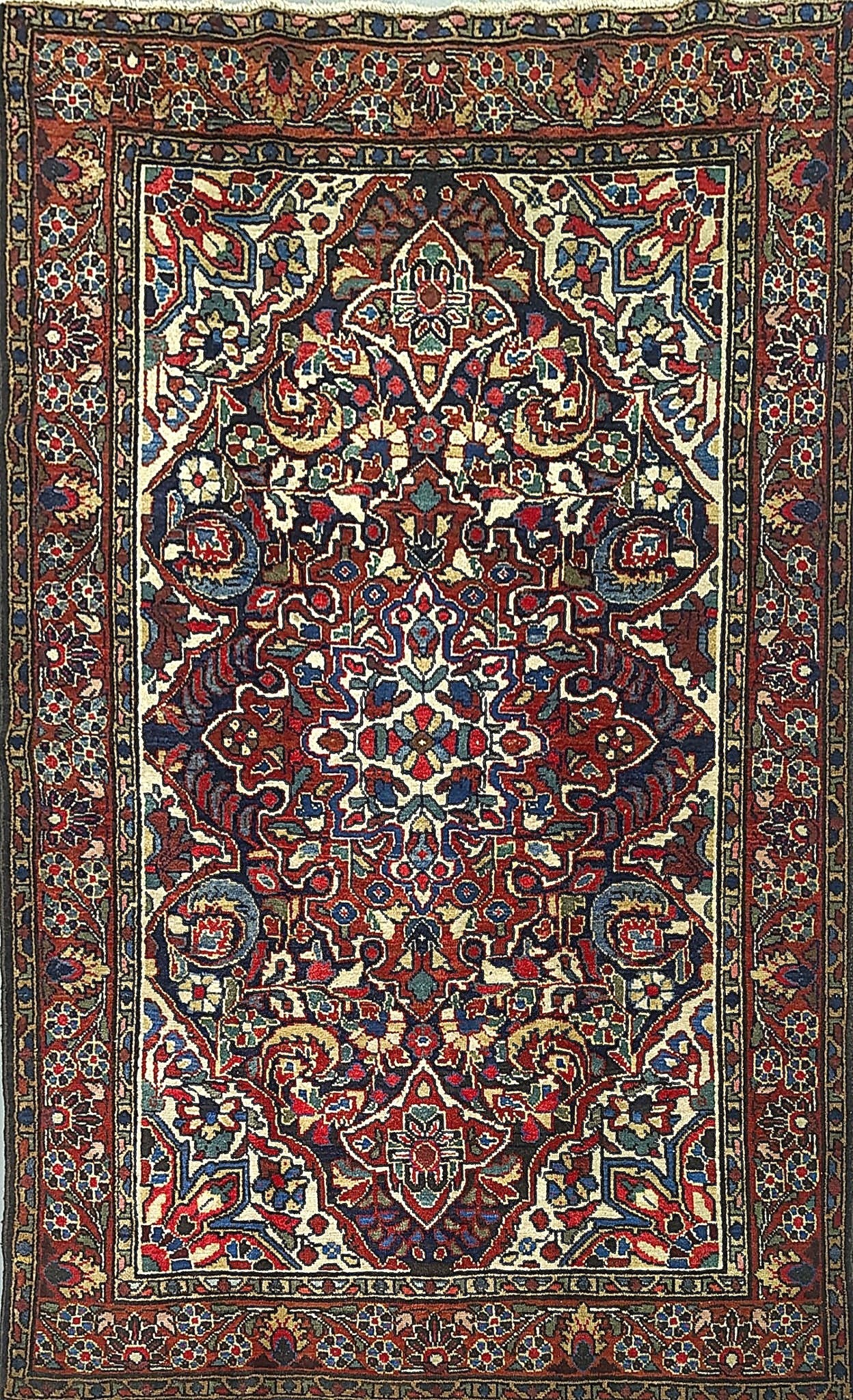 Classic Medallion Rug from Sarough