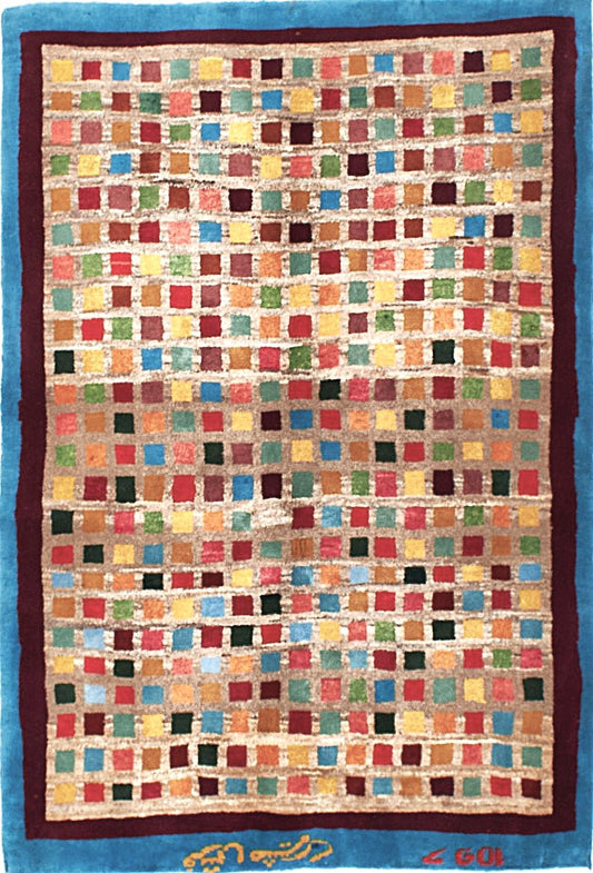Charming Traditional Rug – Persian Craftsmanship