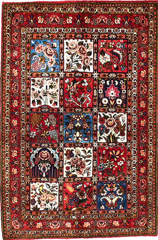 Elegant All-Over Rug – Handmade in Bakhtiari